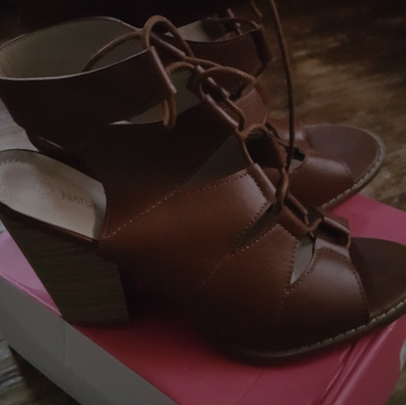 Lace up open toe sandal booties - Picture 3 of 4